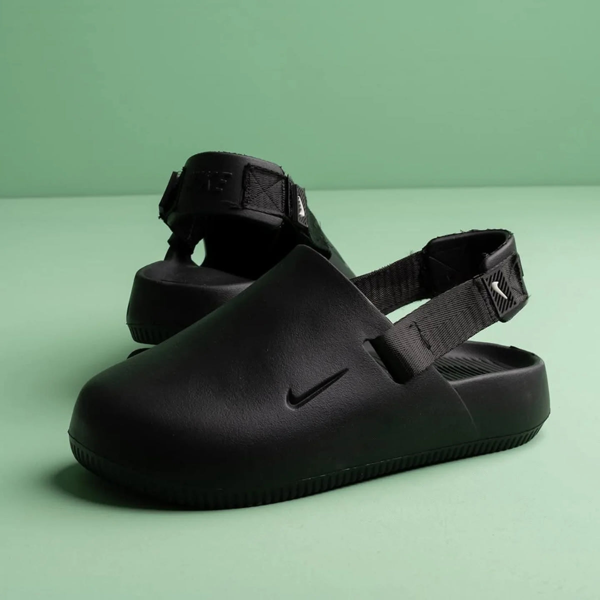 Nike Calm Mule Black Slip-On Clog with Camouflage Trim Nike Calm Mule Realtree Camo Silt Red (Women main image 3