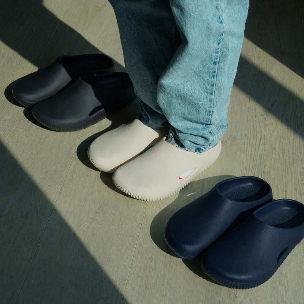 Crocs  Mellow Recovery Clogs