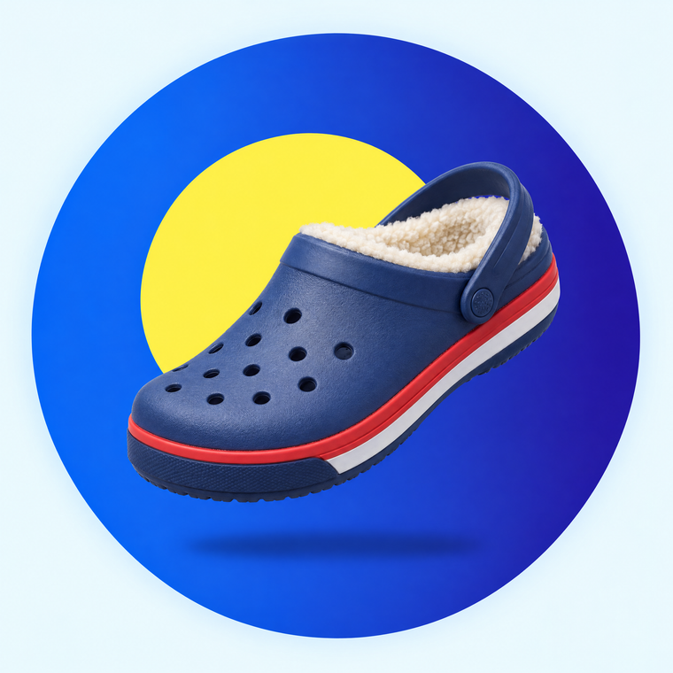 Lined clog in blue on a cobalt colour-blocked circle